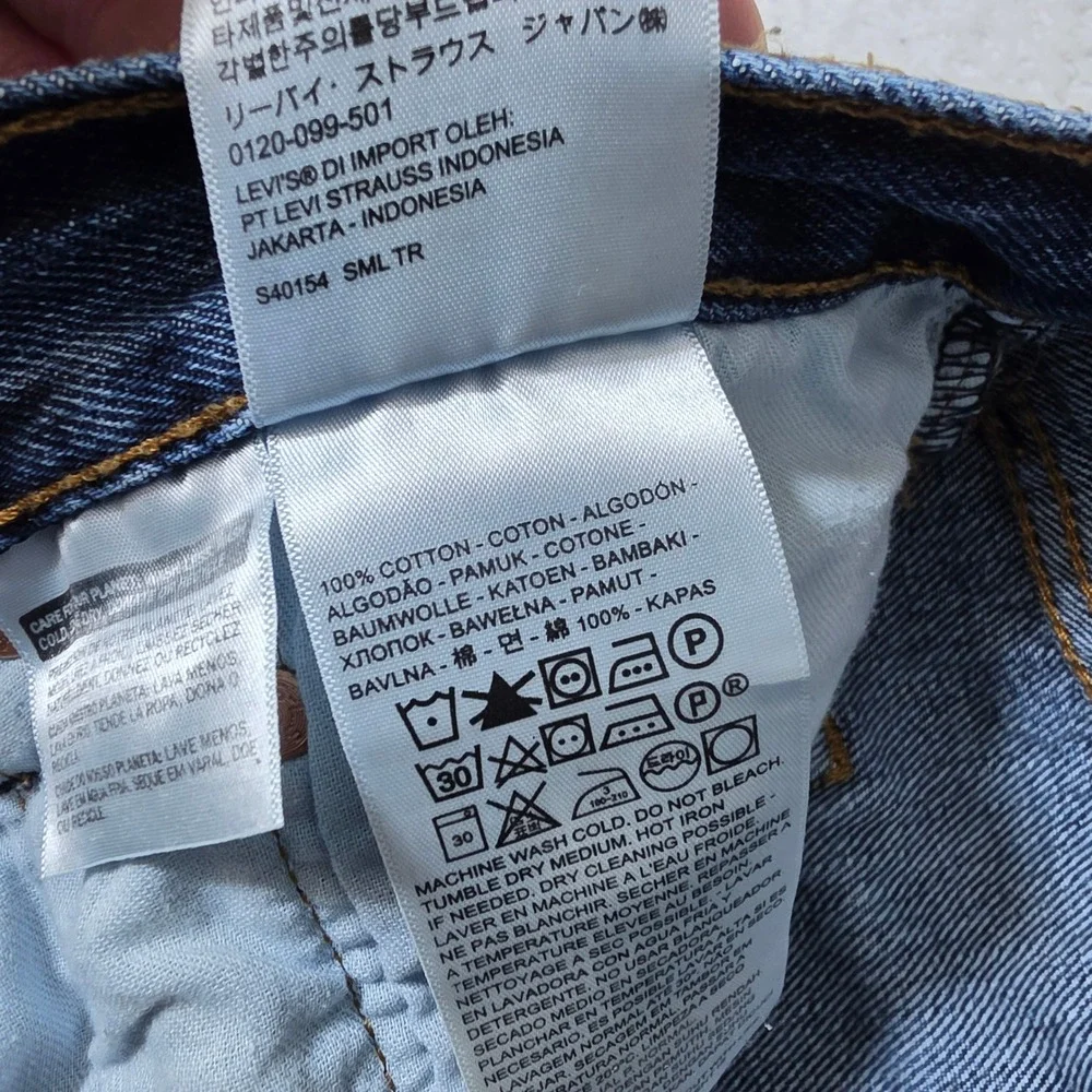 Levi's 501 Original Mens 40/32 Jeans Blue Straight Leg Button Fly Classic Fit